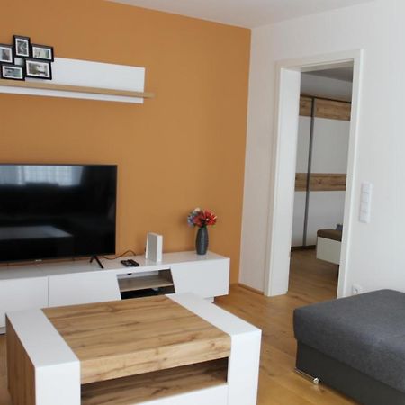 Spacious, Modern 1-Bdrm Apt Near Vic & Austria Ctr Apartment Vienna Exterior photo